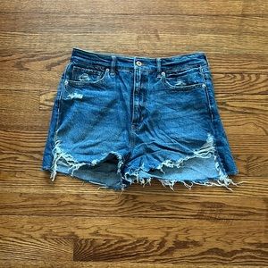 Highest rise mom short